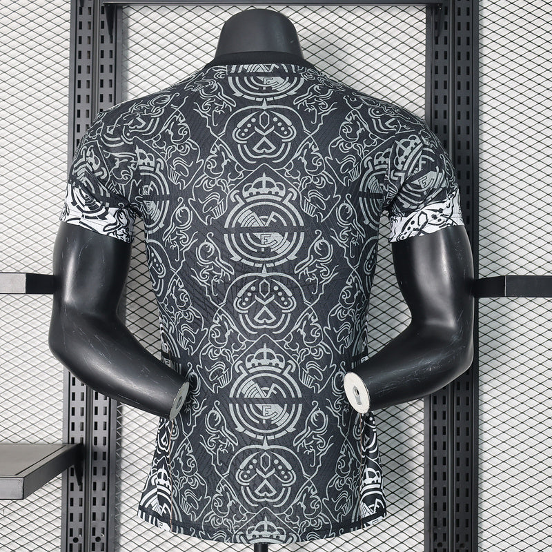 Real Madrid Model Negru