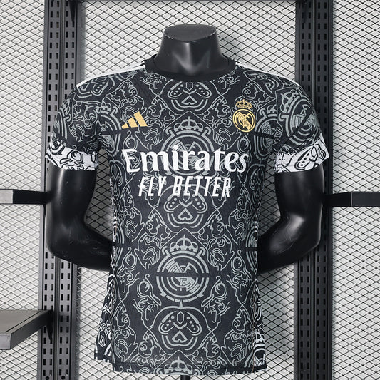 Real Madrid Model Negru